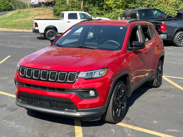 Used 2025 Jeep Compass Latitude with VIN 3C4NJDBN7ST560185 for sale in Kansas City