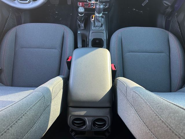2026 Jeep Wrangler 4-Door Rubicon - Photo 17