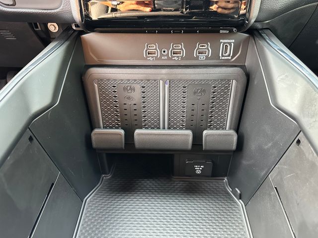 2026 RAM 1500 Laramie - Photo 17