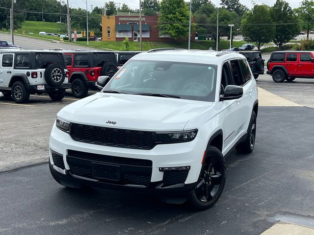 Used 2023 Jeep Grand Cherokee L Limited with VIN 1C4RJKBG6P8728170 for sale in Kansas City
