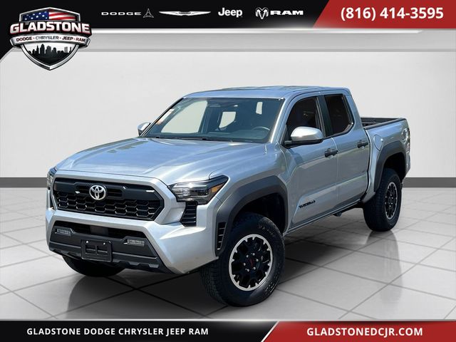 Used 2025 Toyota Tacoma TRD Off Road with VIN 3TMLB5JN3SM118767 for sale in Kansas City