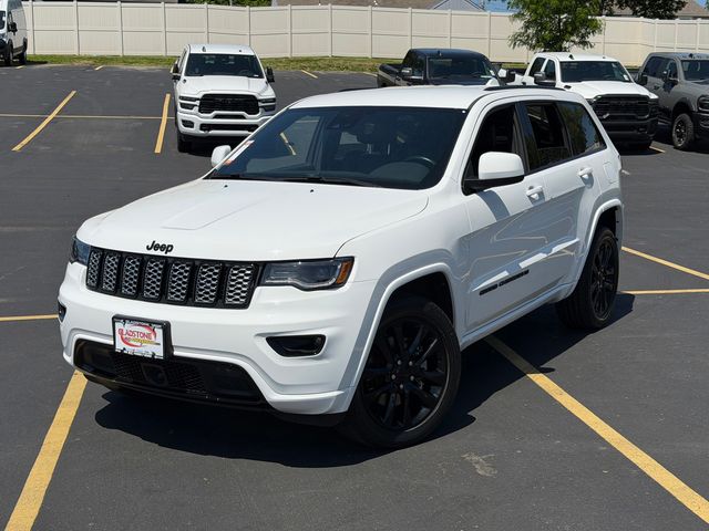 Used 2022 Jeep Grand Cherokee WK Laredo X with VIN 1C4RJFAG6NC119504 for sale in Kansas City