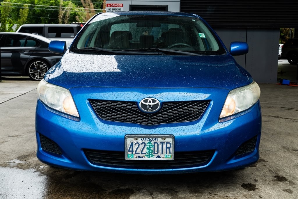 Used 2009 Toyota Corolla LE with VIN 1NXBU40E99Z014402 for sale in Milwaukie, OR