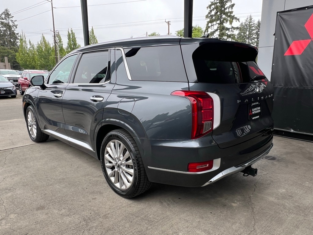 Used 2020 Hyundai Palisade Limited with VIN KM8R5DHE1LU124755 for sale in Milwaukie, OR