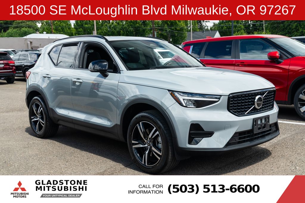 2024 Volvo XC40