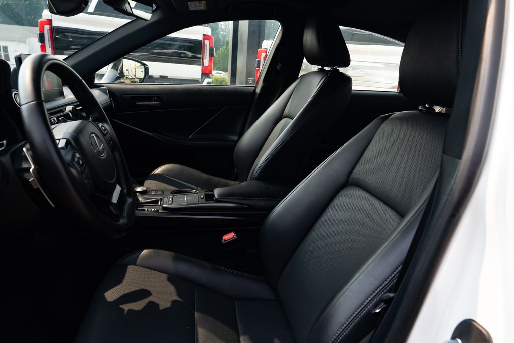2023 Lexus IS 300 AWD Premium - Photo 17
