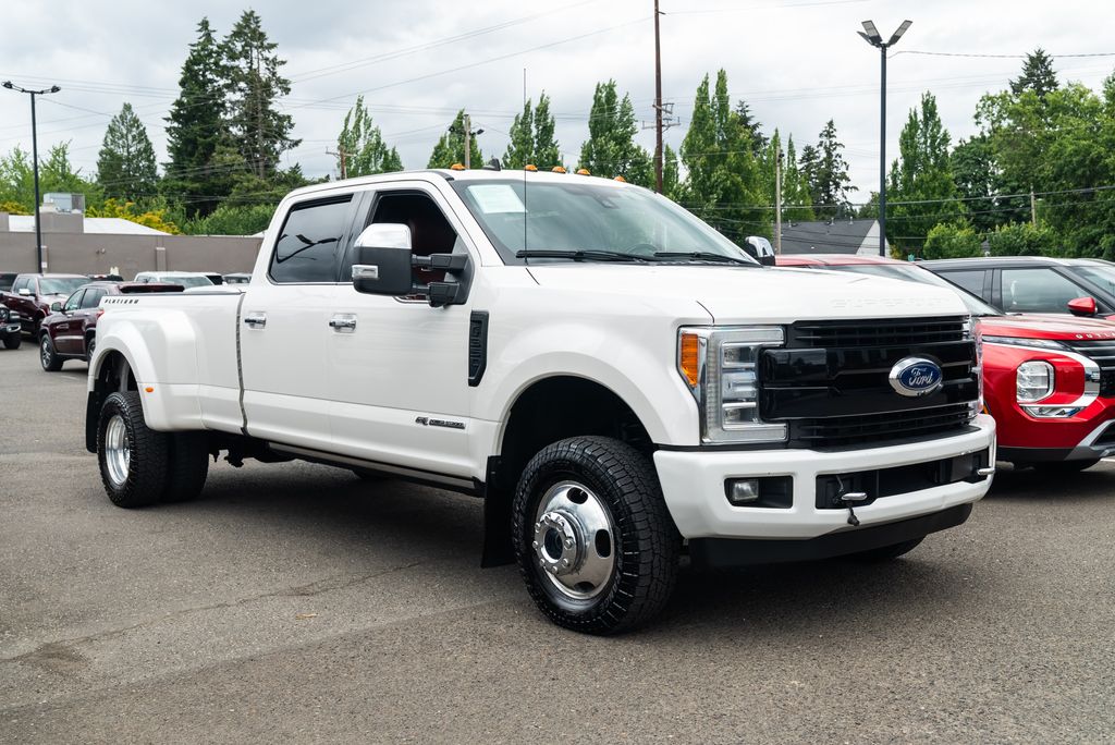 2023 GMC Sierra Pro 4WD Double Cab Standard Box's photo