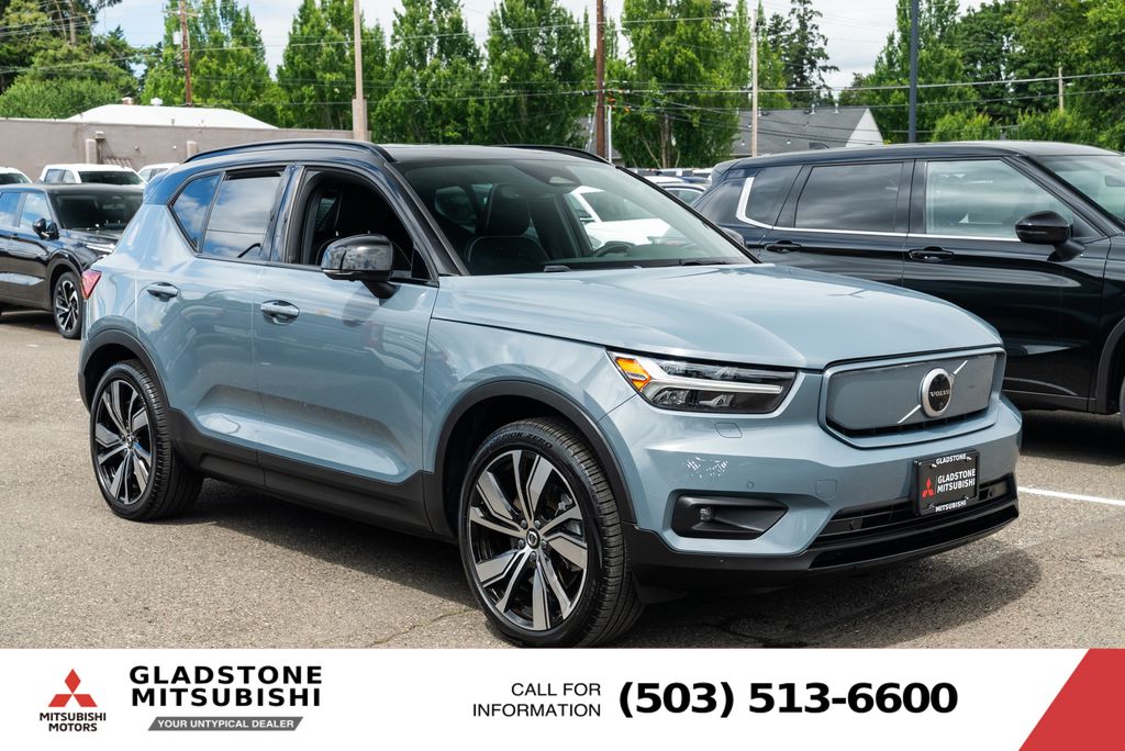 Used 2021 Volvo XC40 Recharge with VIN YV4ED3UR9M2574513 for sale in Milwaukie, OR