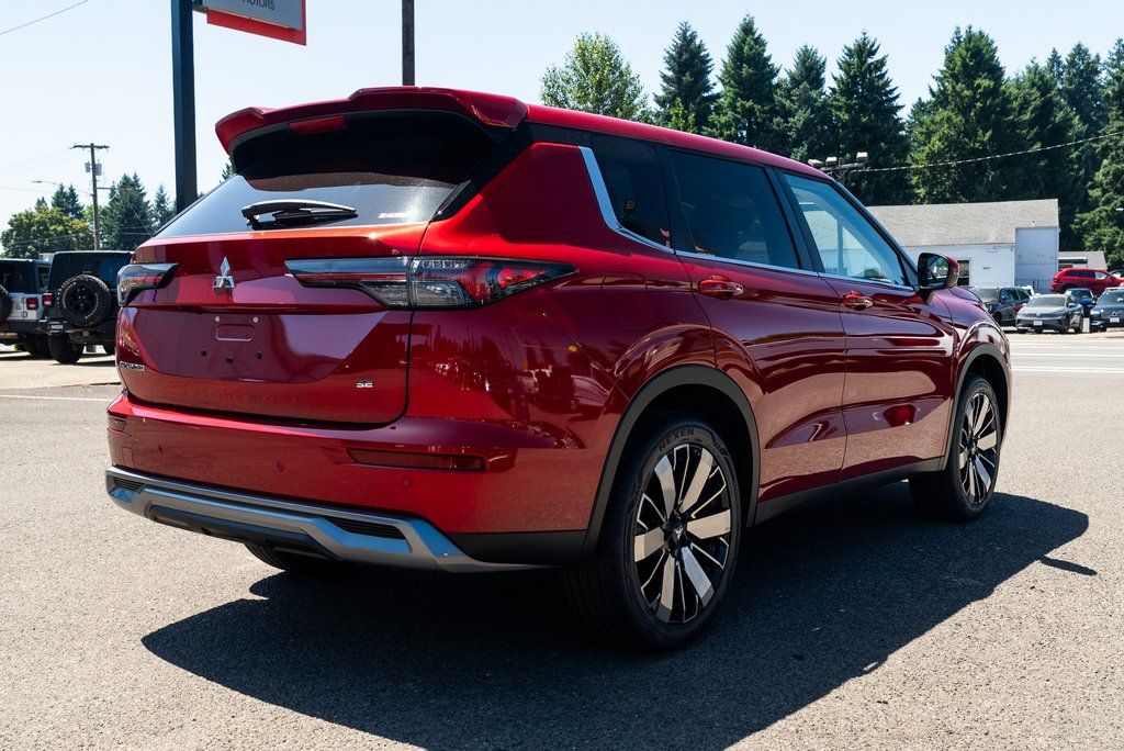 2025 Mitsubishi Outlander SEL - Photo 6