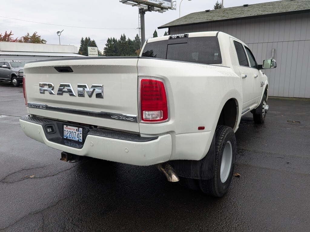 2017 Ram 3500 Limited photo 4