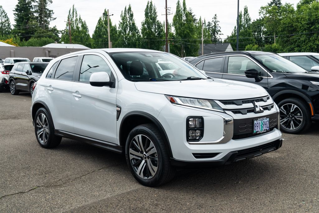 2023 Mitsubishi Outlander Sport 2.0 ES AWC CVT's photo