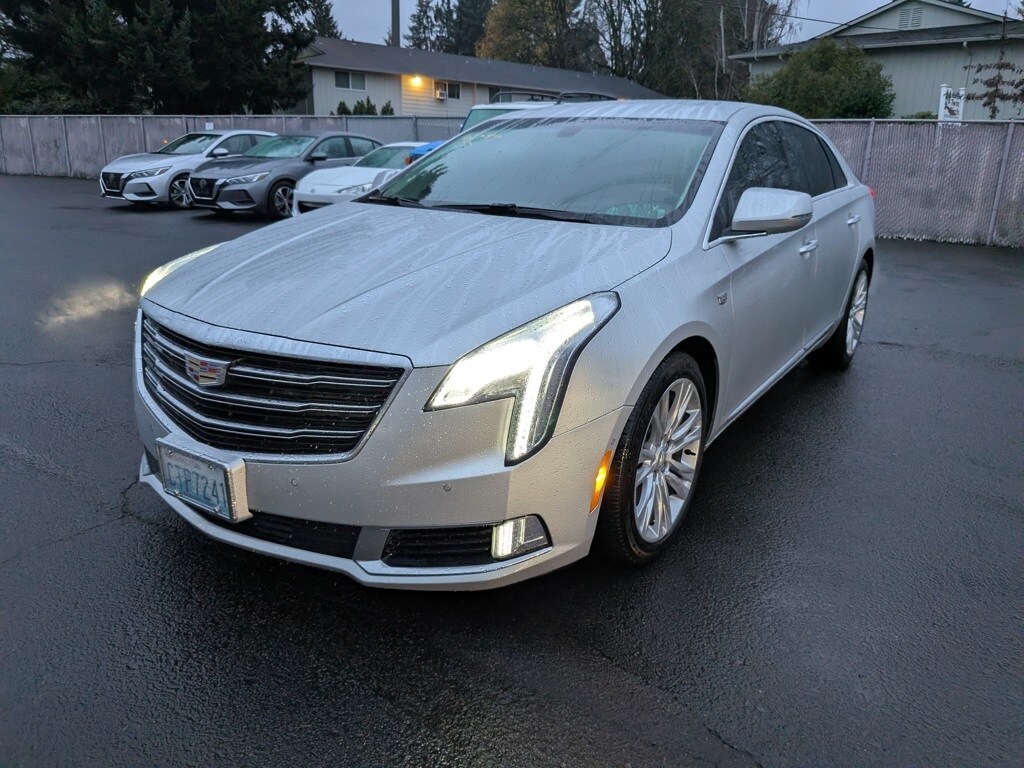 2019 Cadillac XTS Luxury photo 3