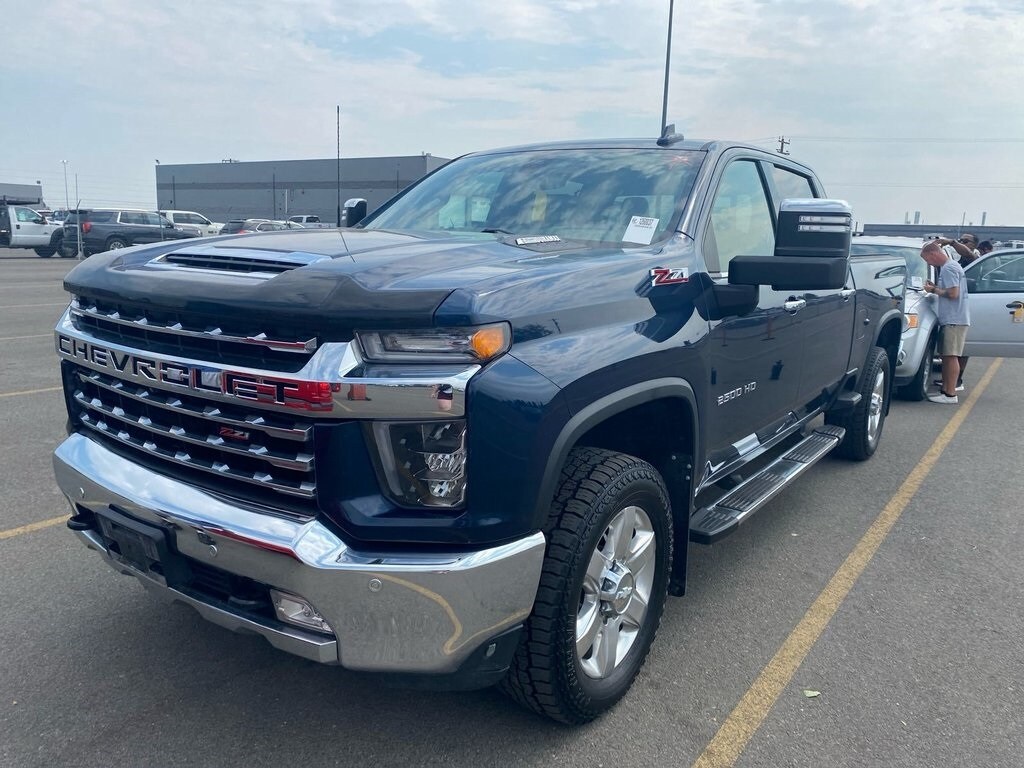 2020 Chevrolet Silverado 2500HD LTZ photo 2