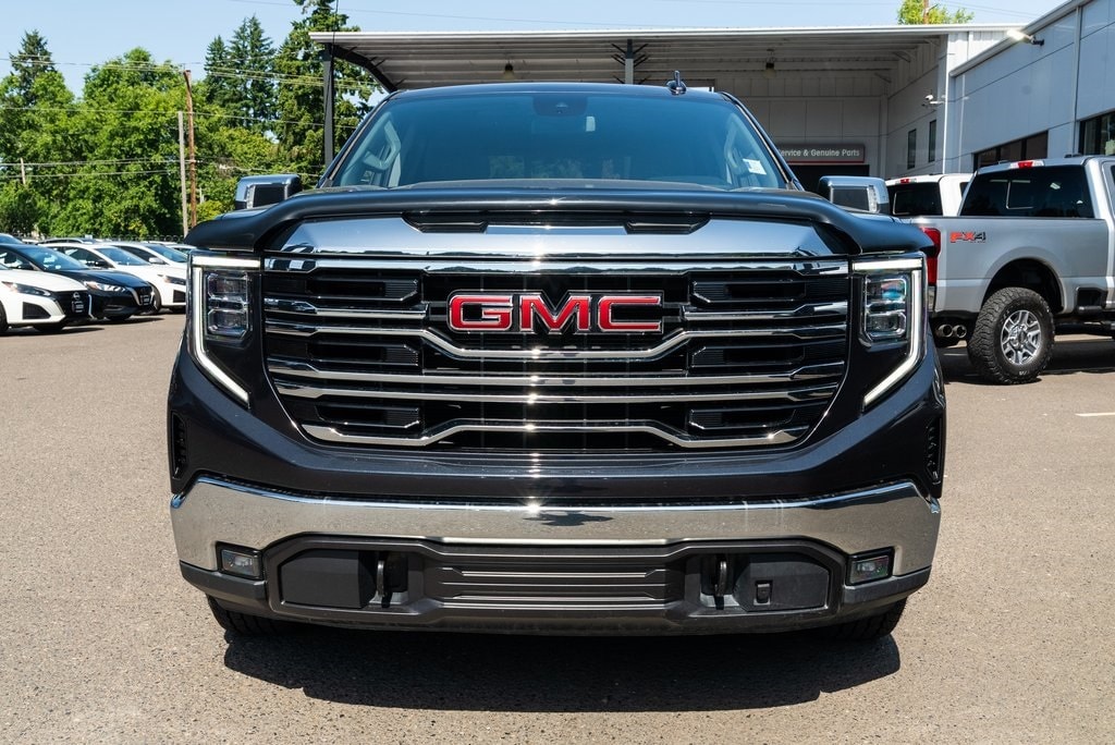 Used 2024 GMC Sierra 1500 SLT with VIN 1GTUUDED4RZ119378 for sale in Milwaukie, OR