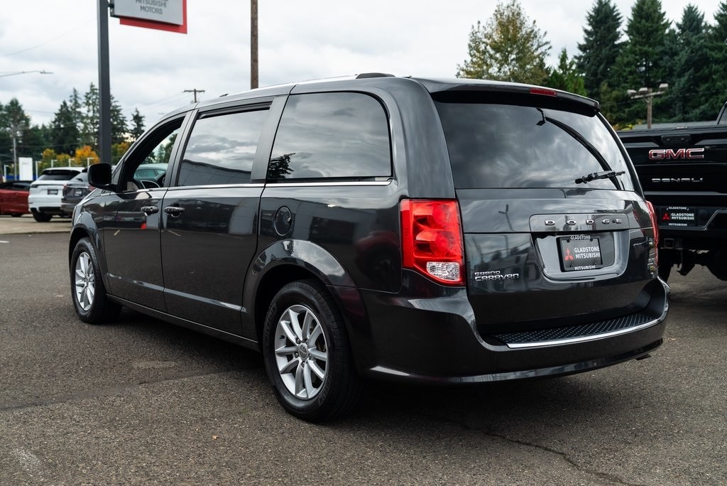 Used 2019 Dodge Grand Caravan SXT Van Passenger Van