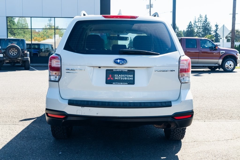 2018 Subaru Forester Base