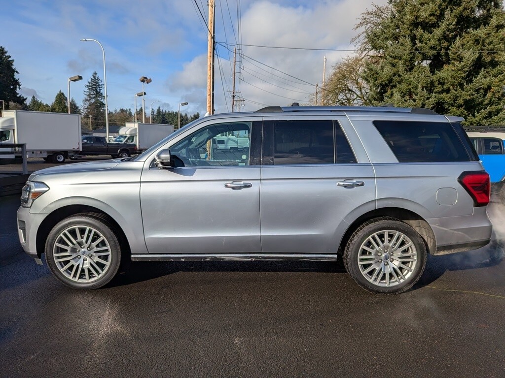 2024 Ford Expedition Limited photo 3