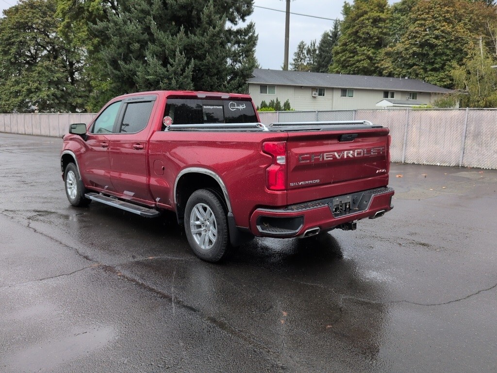 2019 Chevrolet Silverado 1500 RST photo 2