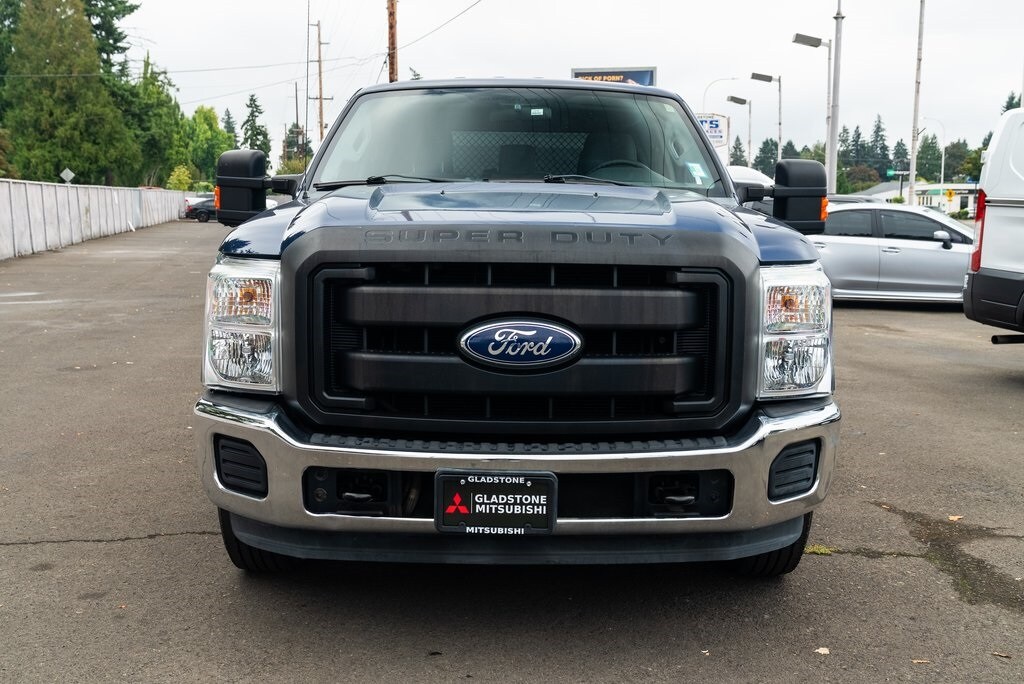 2011 Ford F-250 XL photo 2