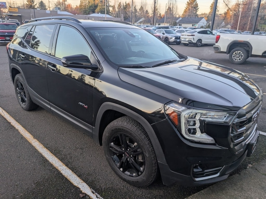 2023 GMC Terrain AT4