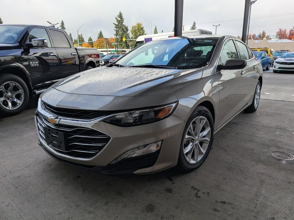 Used 2024 Chevrolet Malibu LT 1LT Sedan