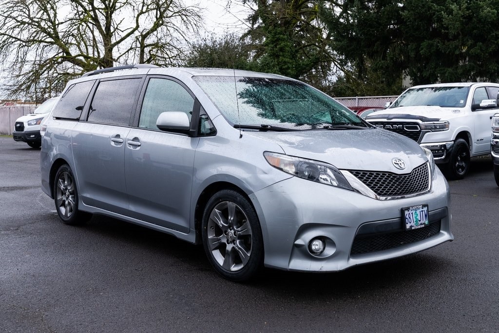 2011 Toyota Sienna SE