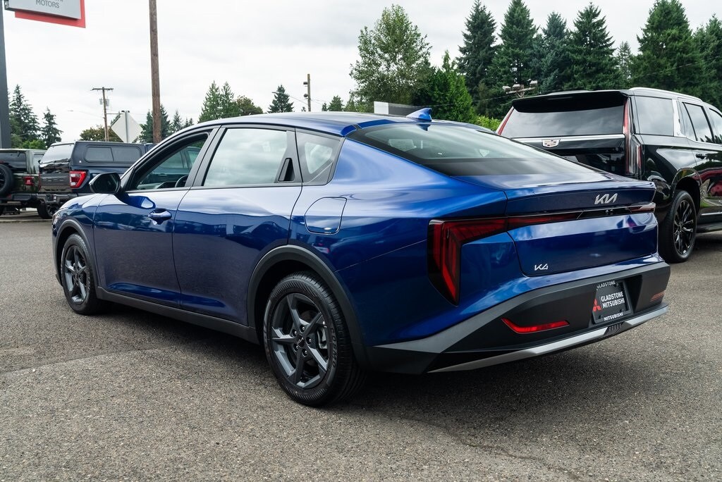 2025 Kia K4 LXS photo 4