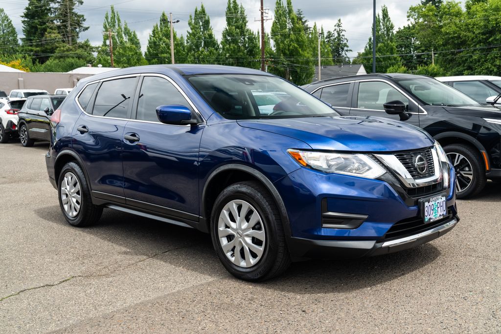 2020 Nissan Rogue S FWD's photo