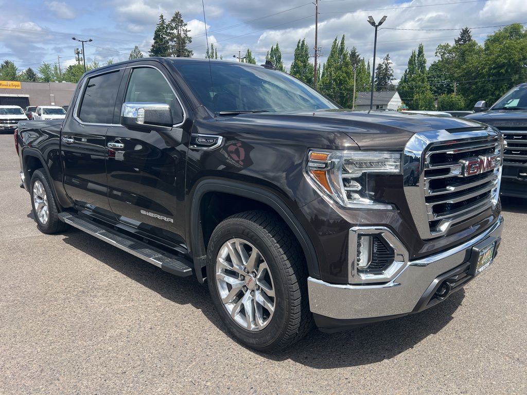 2019 GMC Sierra 4WD Crew Cab Short Box SLT's photo