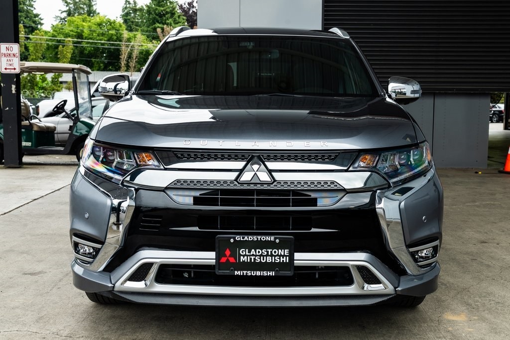 Used 2022 Mitsubishi Outlander PHEV GT with VIN JA4J2VA75NZ057055 for sale in Milwaukie, OR