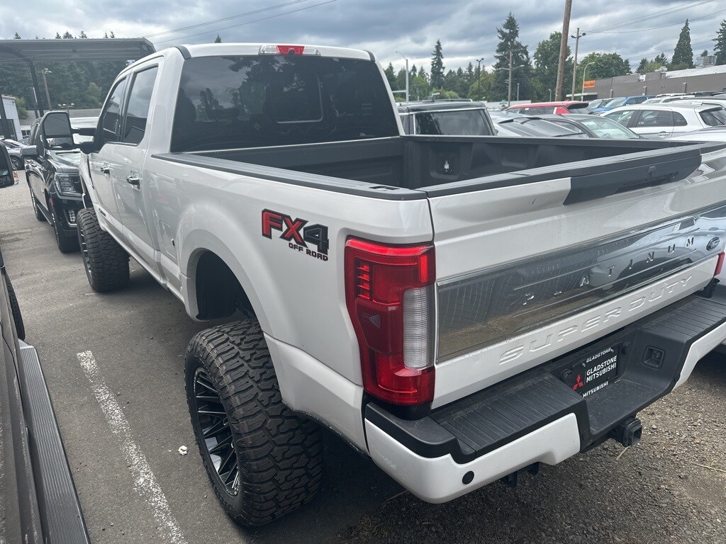 2017 Ford F-250 Platinum photo 4