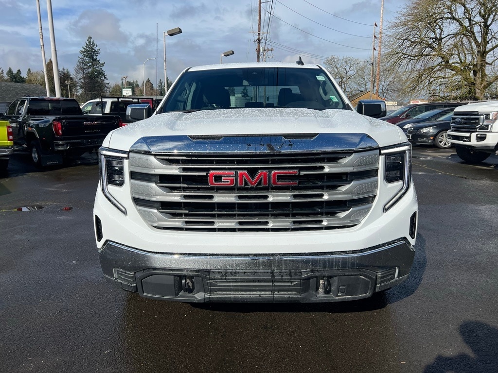 Used 2023 GMC Sierra 1500 SLE with VIN 1GTUUBED2PZ261410 for sale in Milwaukie, OR