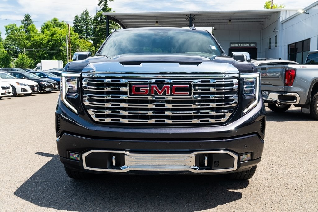 Used 2022 GMC Sierra 1500 Denali with VIN 3GTUUGED8NG669596 for sale in Milwaukie, OR