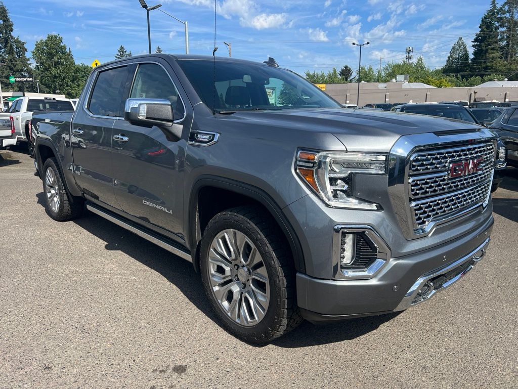 2022 GMC Sierra 4WD Crew Cab Short Box Denali's photo