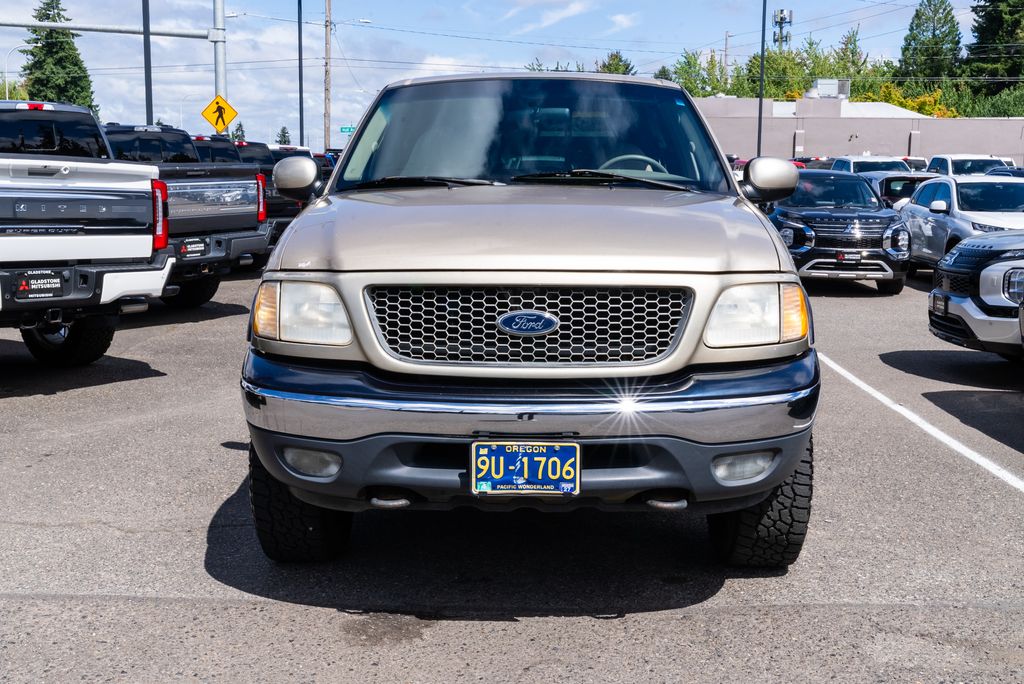 Used 2000 Ford F-150 LARIAT with VIN 1FTRX18L0YNA51777 for sale in Milwaukie, OR