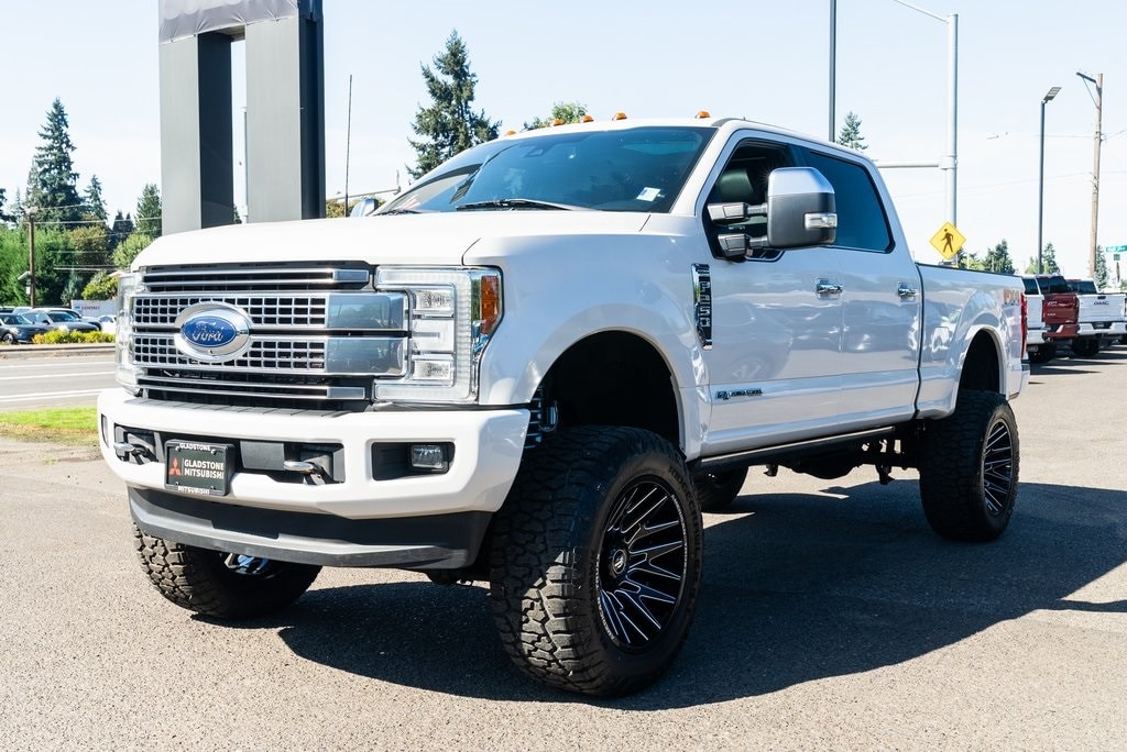 Used 2017 Ford F-250 Platinum Truck Crew Cab