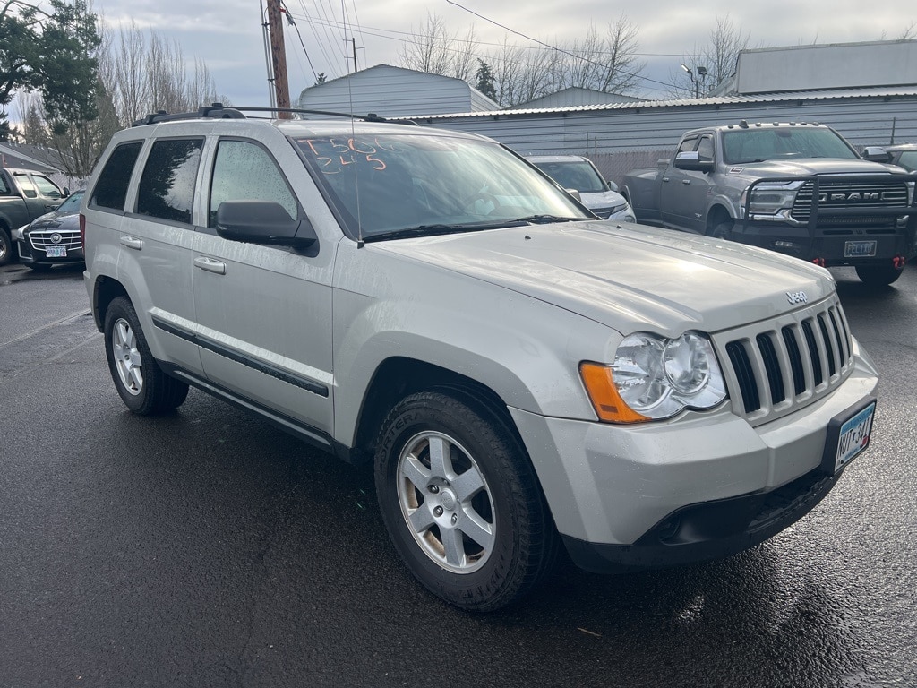 2009 Jeep Grand Cherokee Laredo's photo
