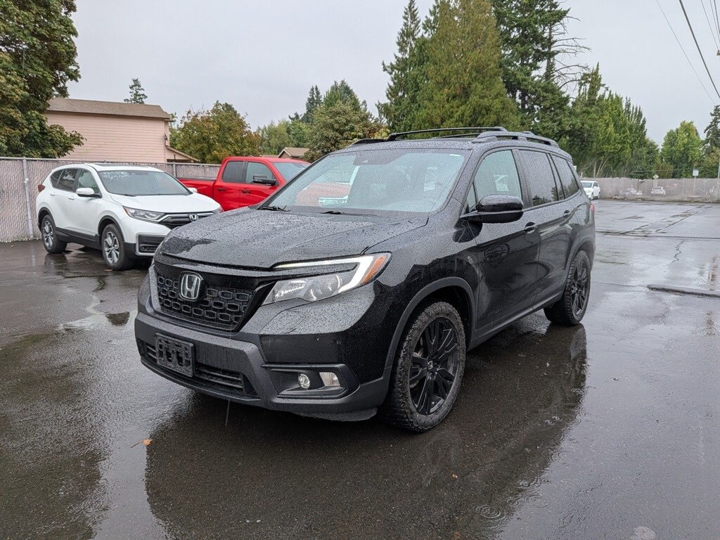 2021 Honda Passport Sport photo 2