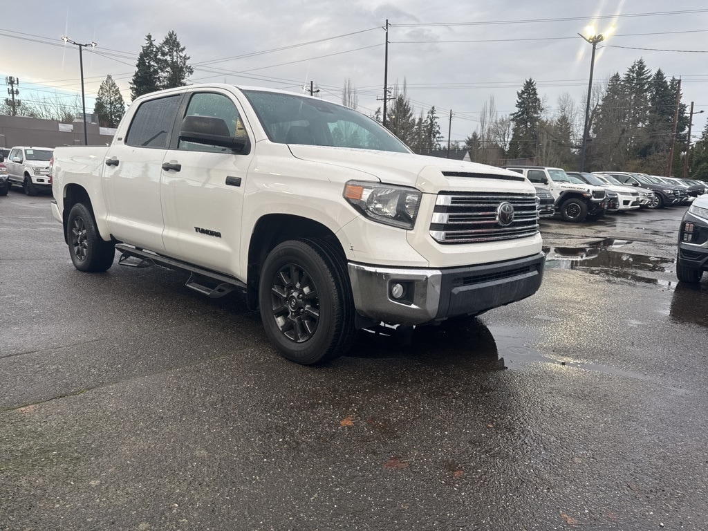 2021 Toyota Tundra SR5's photo