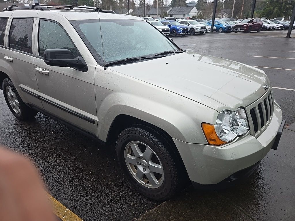 2009 Jeep Grand Cherokee Laredo's photo