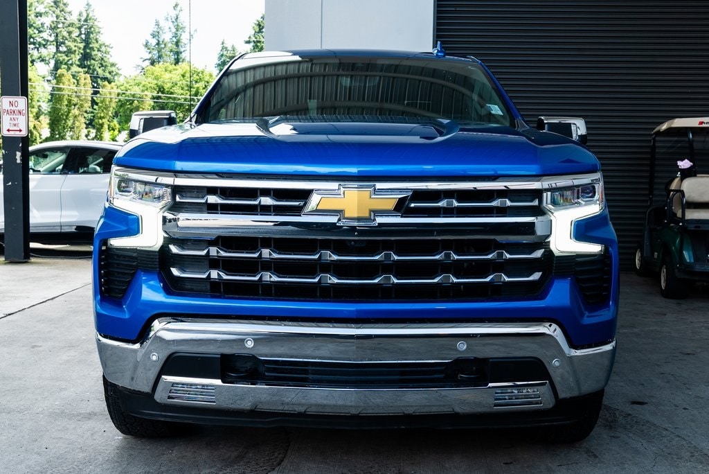 Used 2024 Chevrolet Silverado 1500 LTZ with VIN 1GCUDGED8RZ221879 for sale in Milwaukie, OR