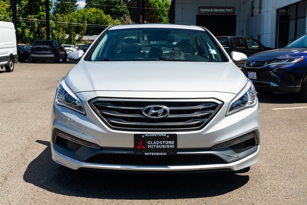 Used 2017 Hyundai Sonata Limited with VIN 5NPE34AFXHH560582 for sale in Milwaukie, OR