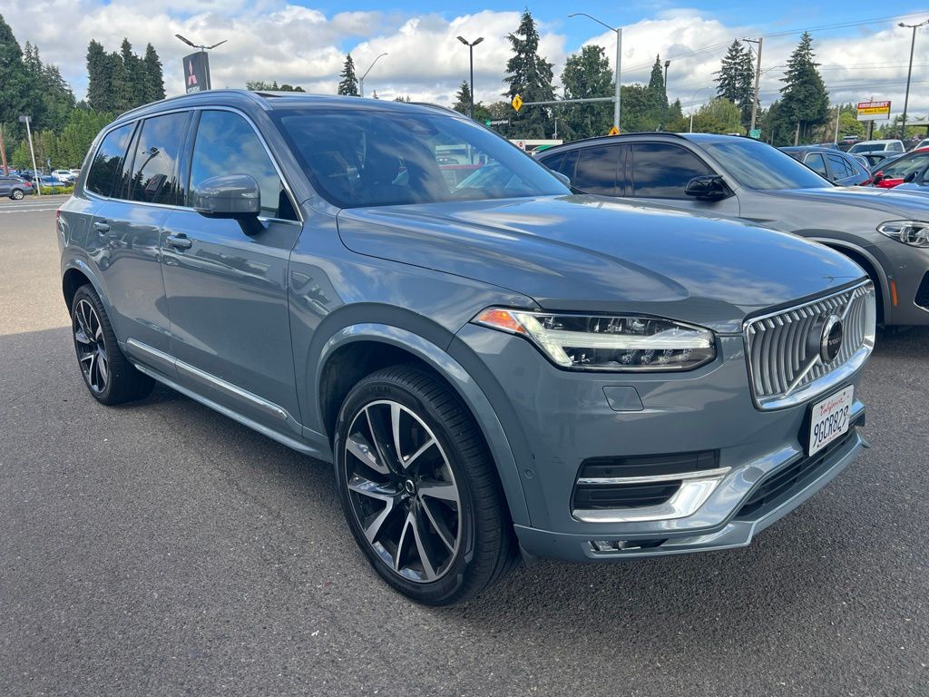 2023 Volvo XC90 B6 Plus 6-Seater 4WD's photo
