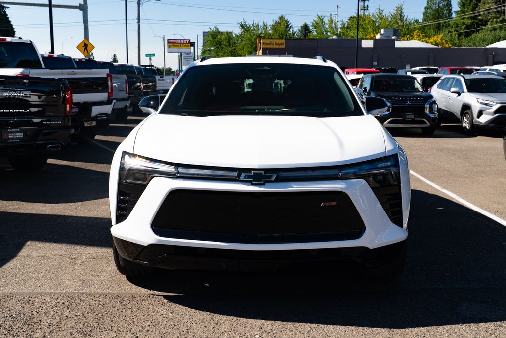 Used 2024 Chevrolet Blazer EV RS with VIN 3GNKDCRJ0RS124907 for sale in Milwaukie, OR