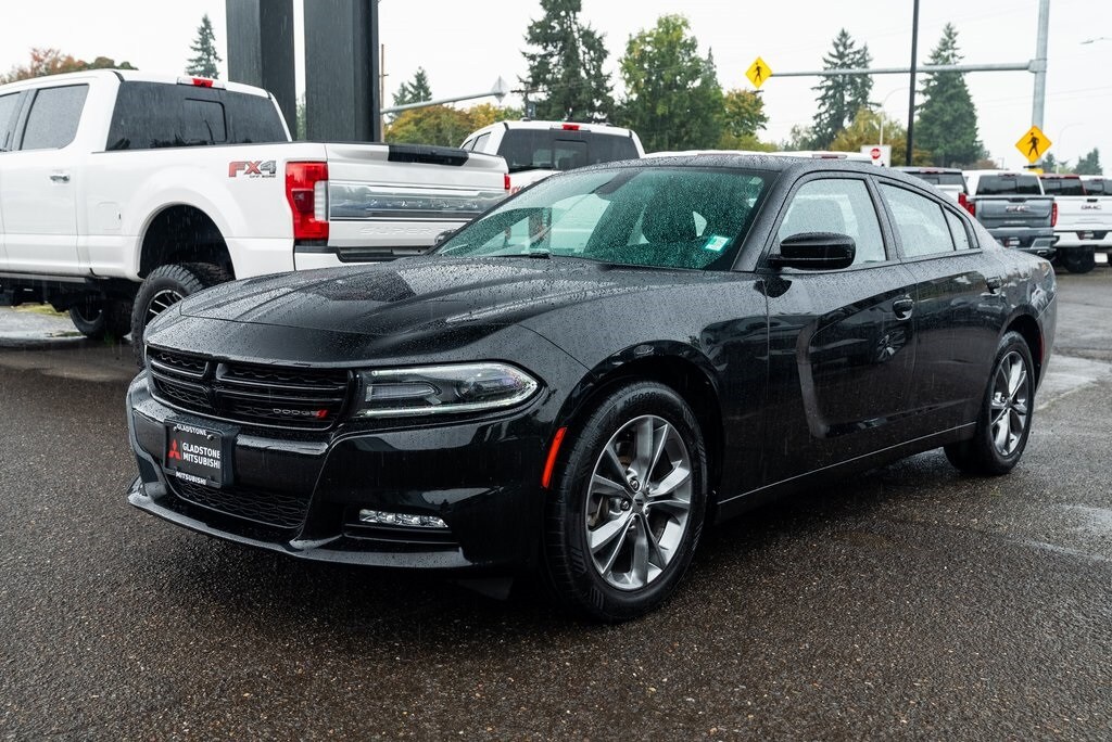2021 Dodge Charger SXT photo 3