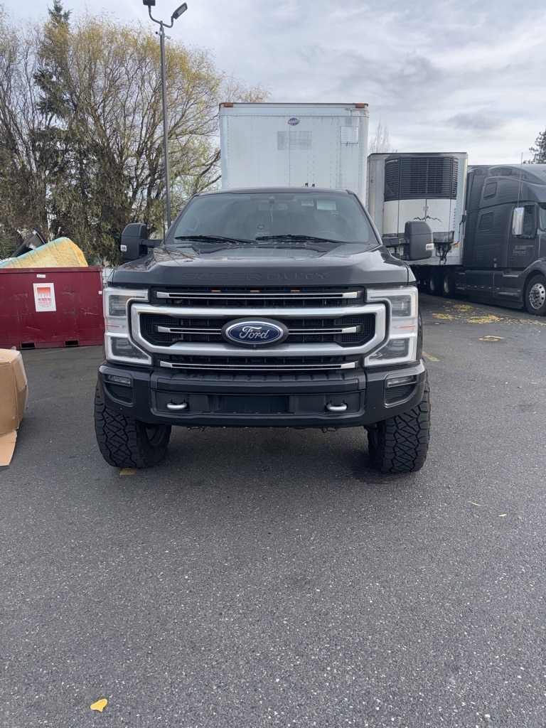 2022 Ford F-250 Super Duty Platinum's photo