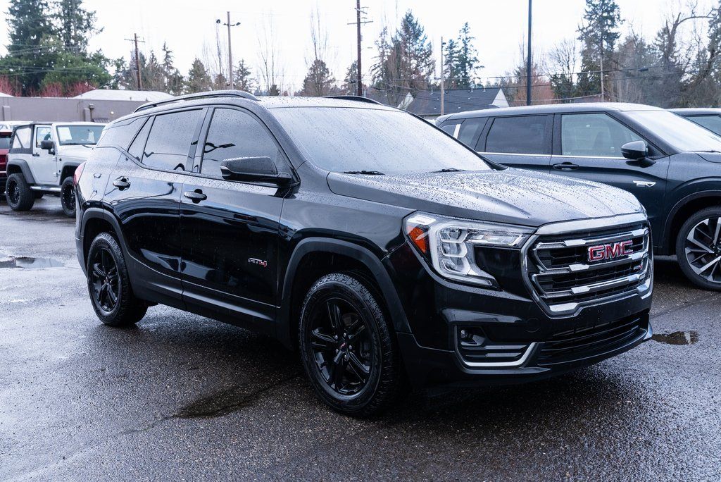 2023 GMC Terrain AT4 AWD's photo