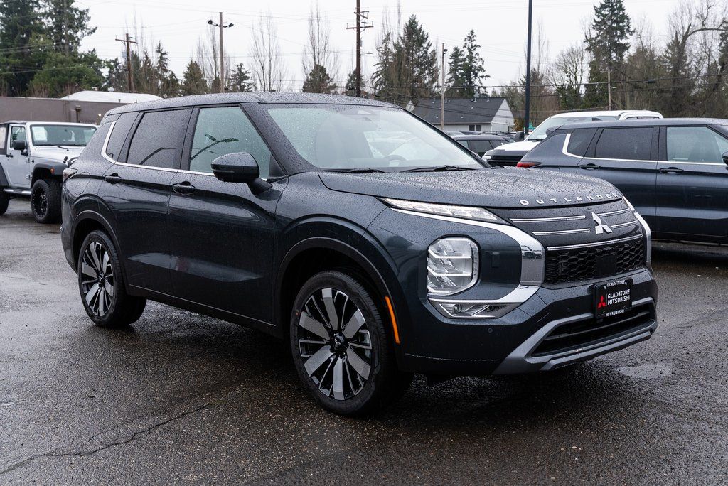 2026 Mitsubishi Outlander SE S-AWC's photo