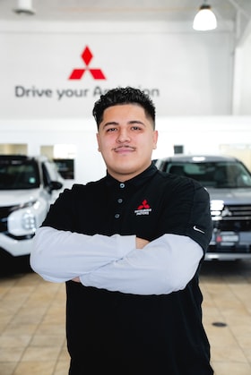 Staff member Alex Mata from 6d3630dbbc72