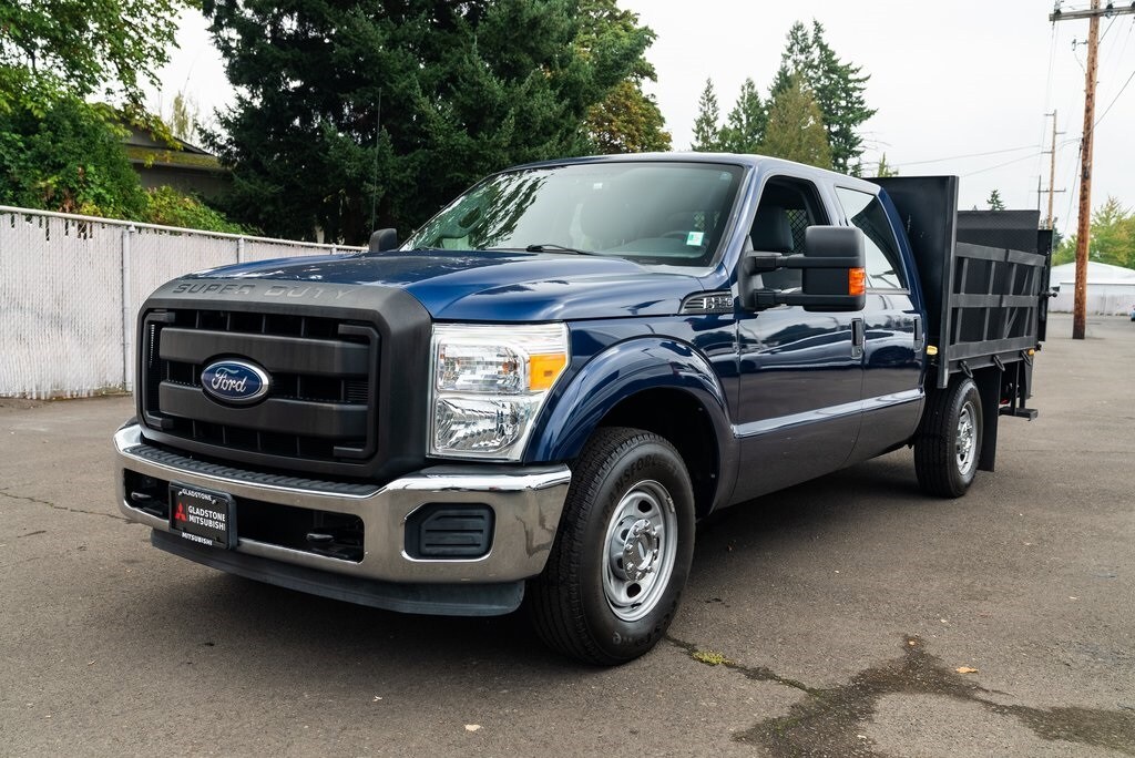 2011 Ford F-250 XL photo 3